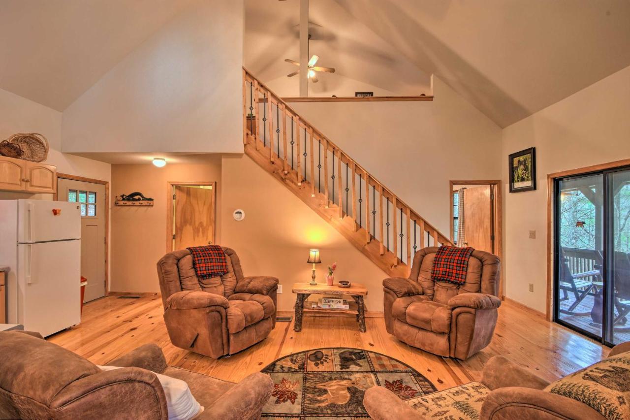 Modern Cabin With Deck In The Blue Ridge Mountains! Blairsville Eksteriør billede