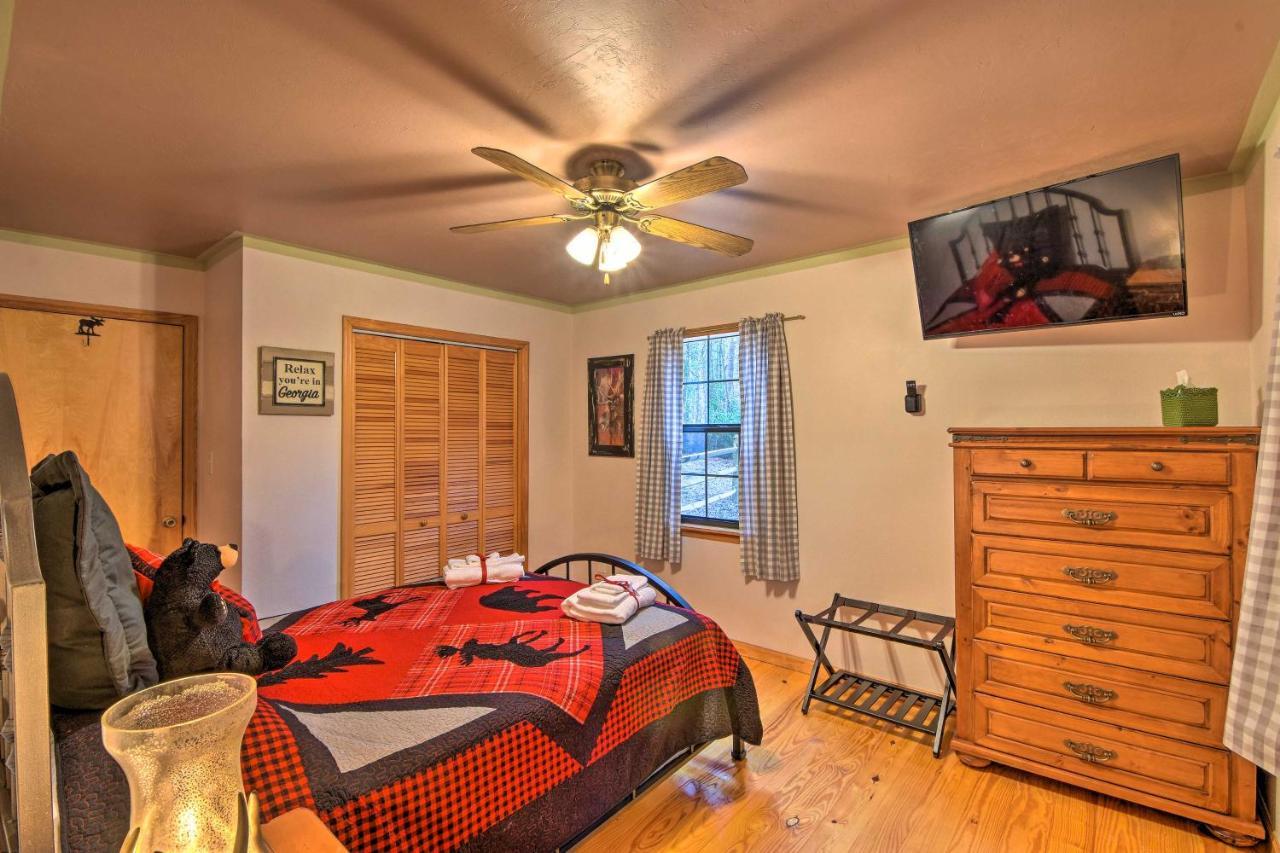 Modern Cabin With Deck In The Blue Ridge Mountains! Blairsville Eksteriør billede